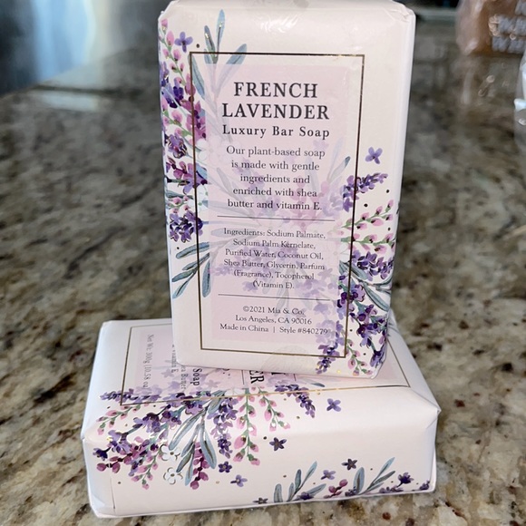 Mia & Co Vegan Fresh Floral Luxury Bar Soap - Picture 2 of 2